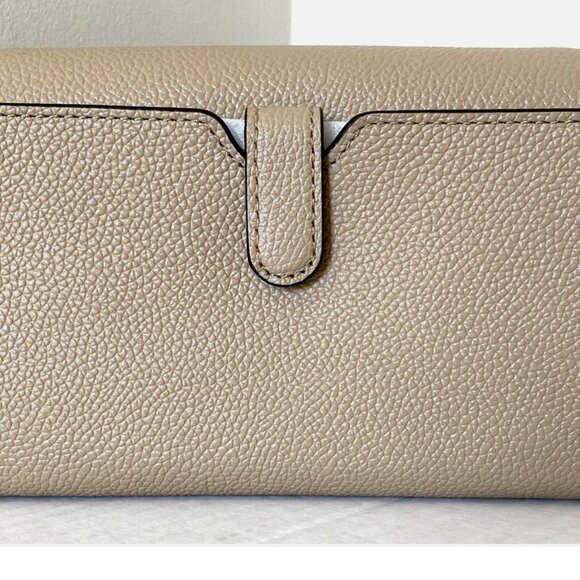 New Michael Kors Jet Set Travel Medium Phone Crossbody Pebble Leather Bisque - Picture 4 of 7